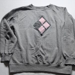 Sixflags Harley Quinn Gray Crewneck Sweater with Pink and Black Design Medium